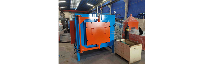 Vacuum vertical box type brazing heat treatment furnace